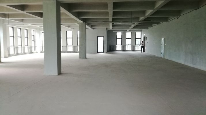 重庆解放碑复兴国际高端甲级江景写字楼出售  交通便利
