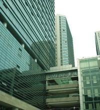 九龙坡杨家坪龙湖西城国际商业综合体楼200平米左右