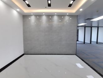 珠江新城邦华环球广场高层单元全新精装办公室可配家私