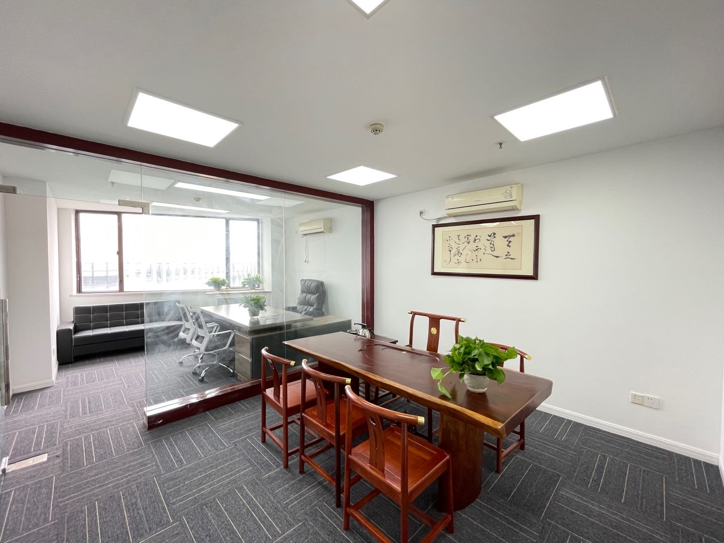 江北核心位置  茂业时代 500平豪装带家具办公室出租